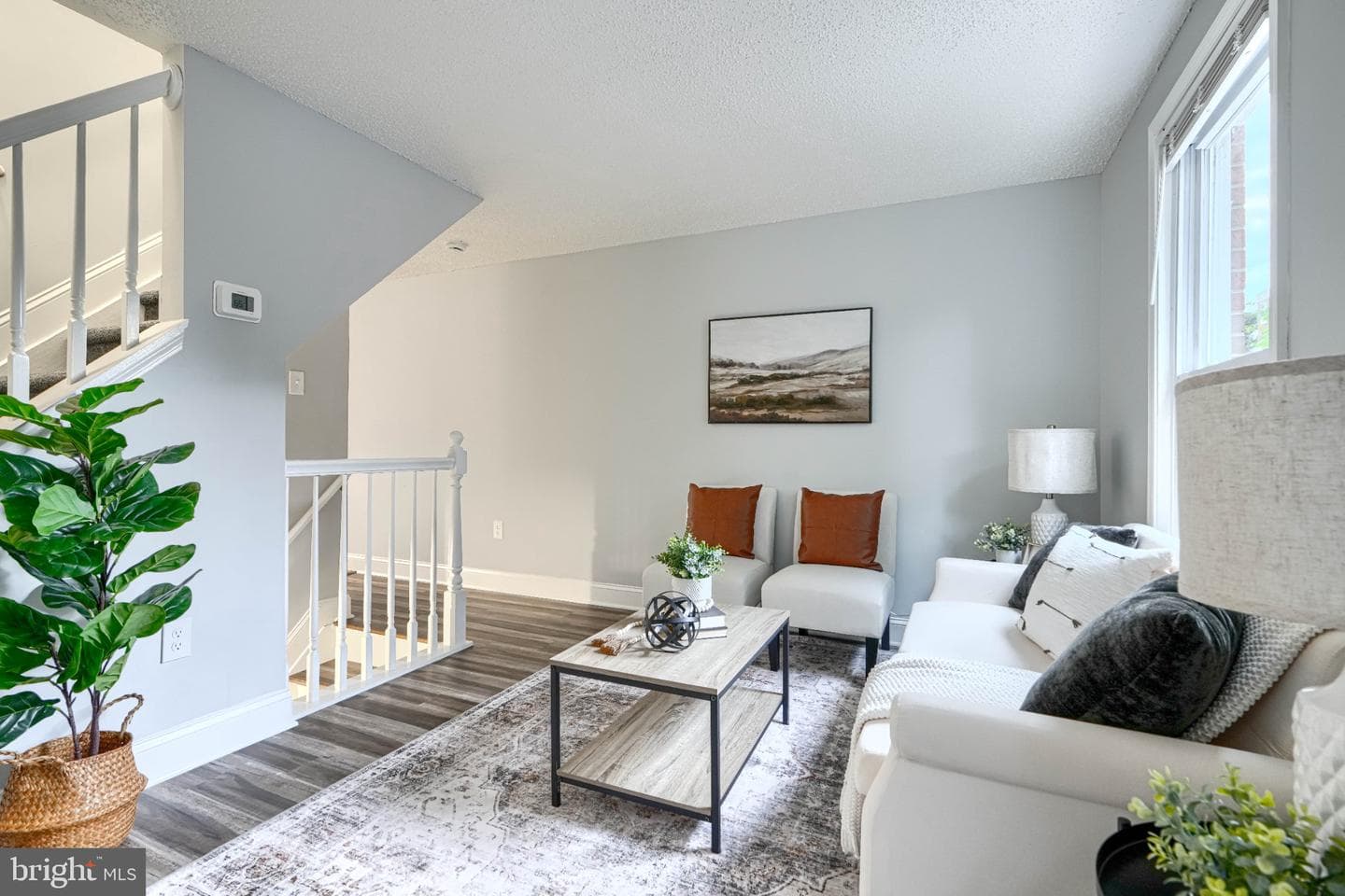 1543 Penrose Avenue photo 3