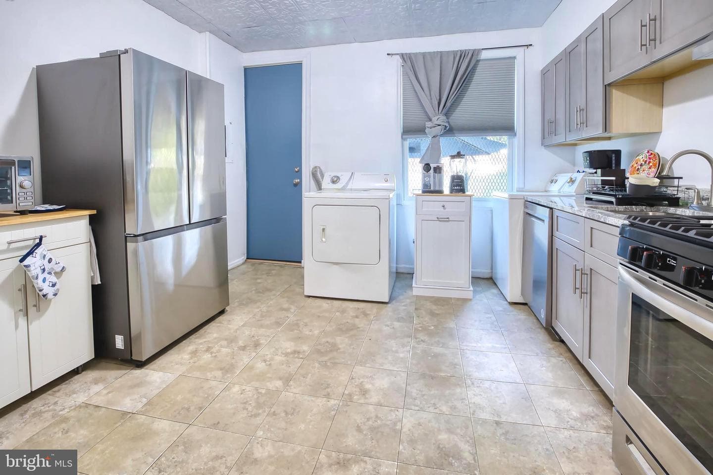 2471 Druid Hill Avenue photo 10