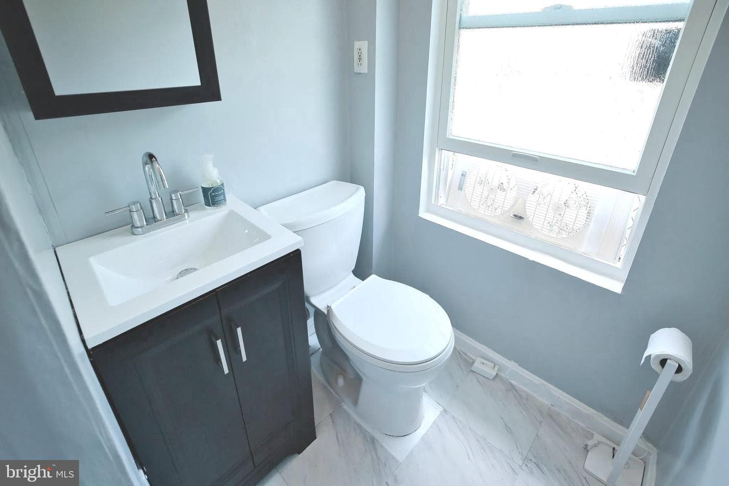 2471 Druid Hill Avenue photo 15