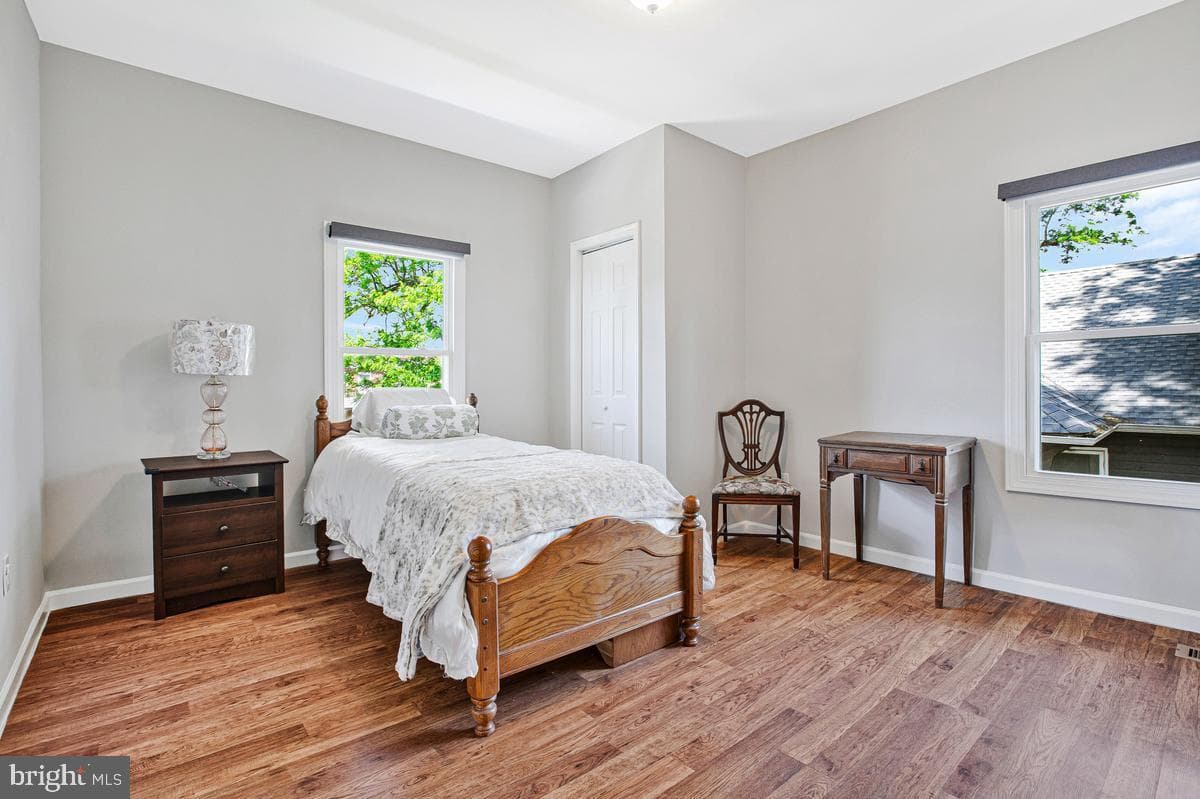 2913 Chelsea Terrace photo 24