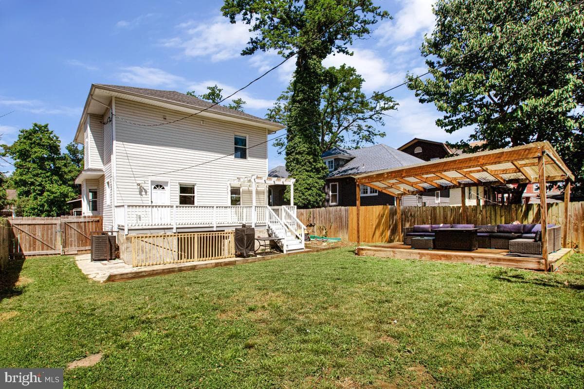 2913 Chelsea Terrace photo 32