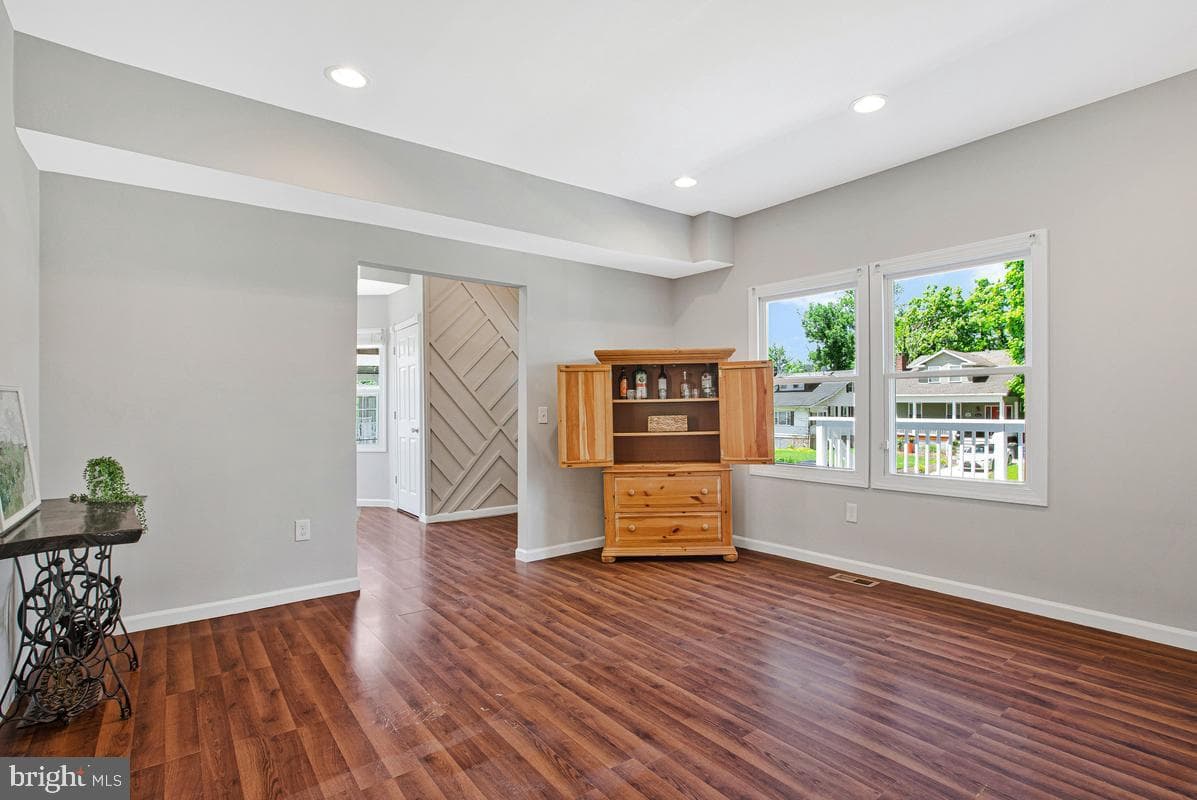 2913 Chelsea Terrace photo 9