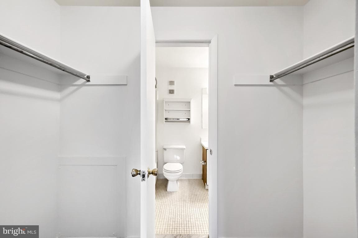 140 W Barre Street photo 17