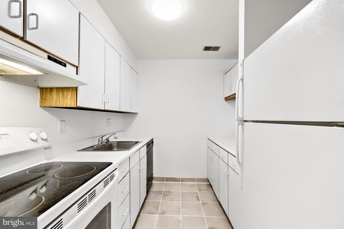 140 W Barre Street photo 9