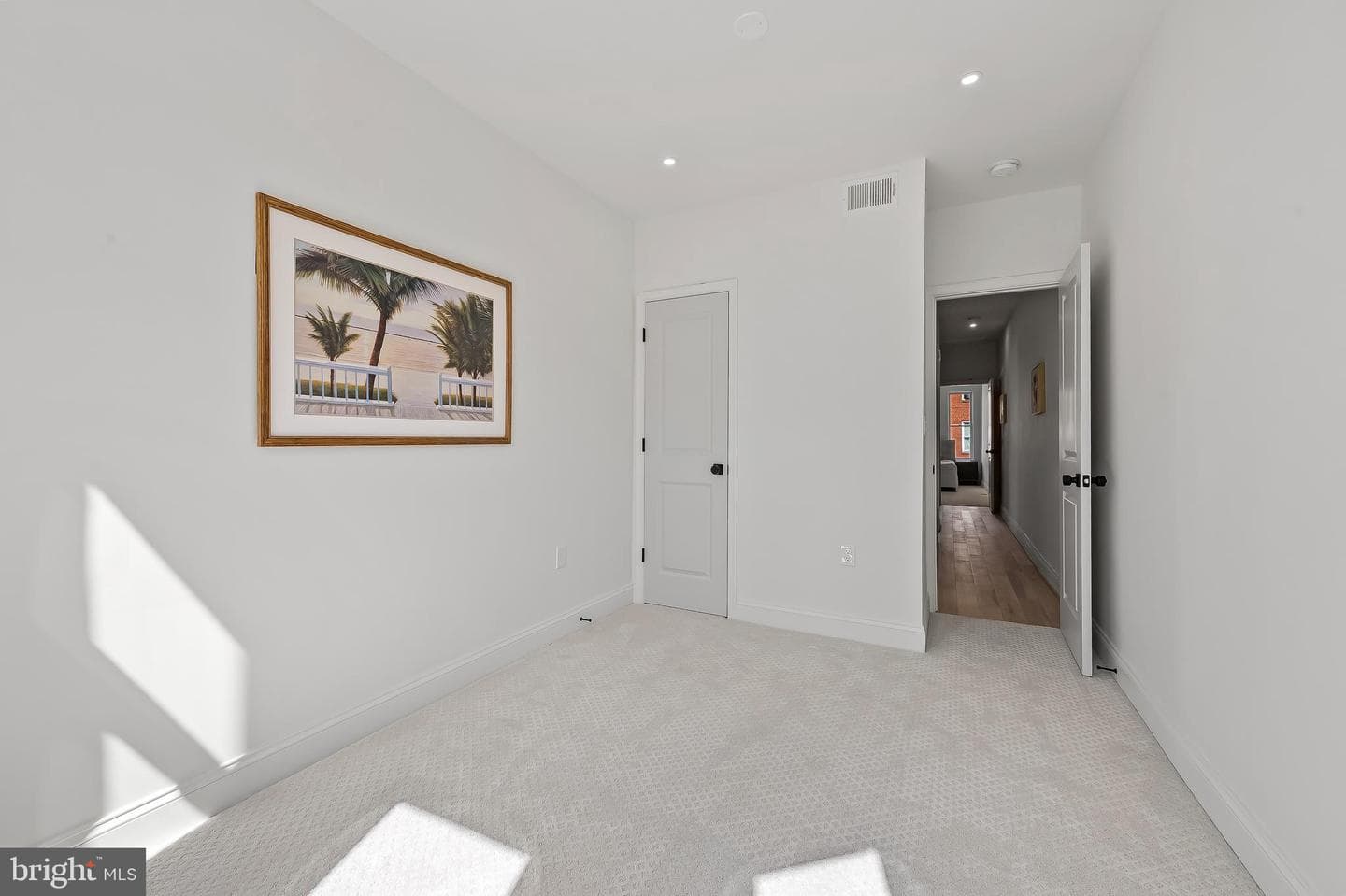 1030 N Gilmor Street photo 19