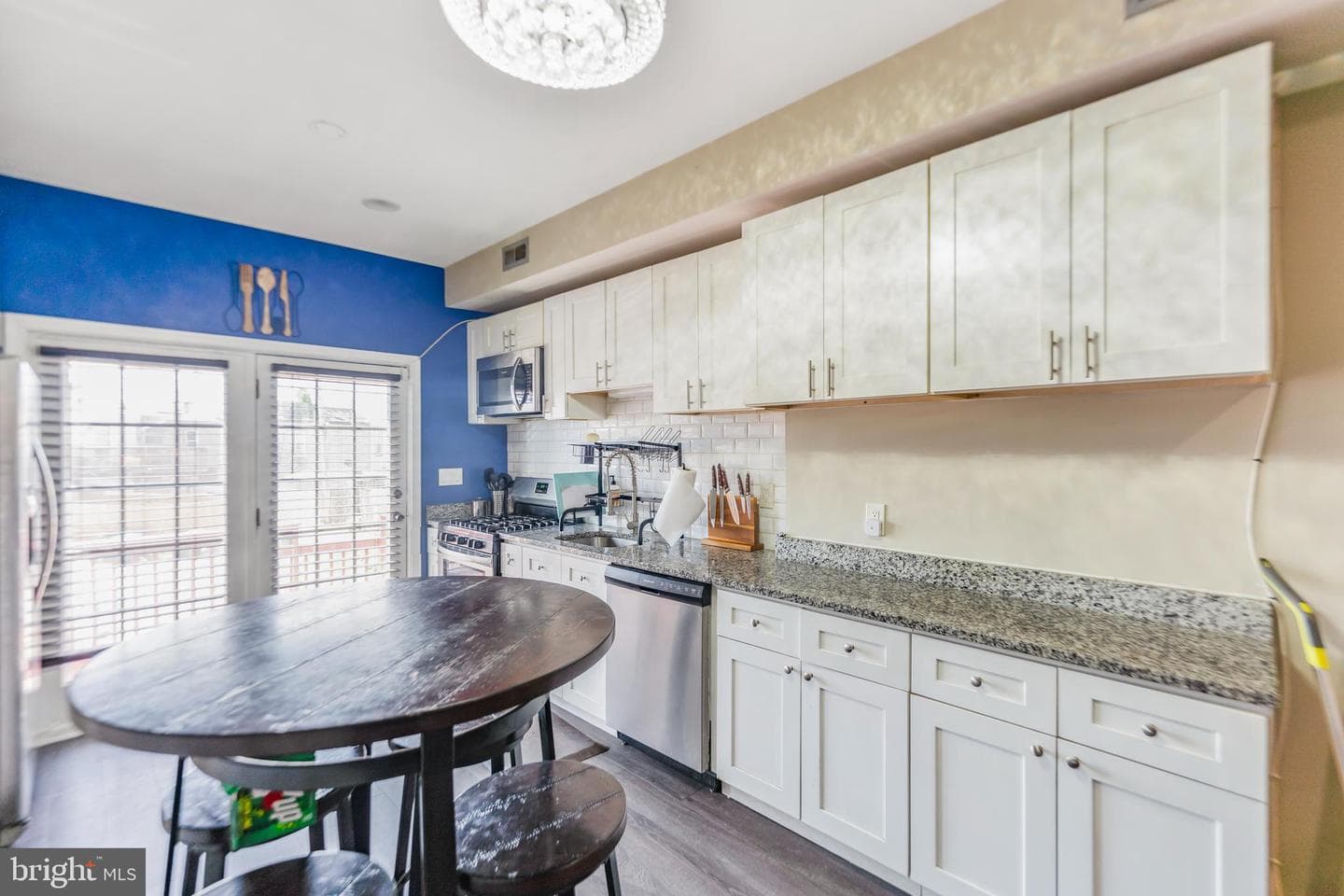 610 Archer Street photo 9