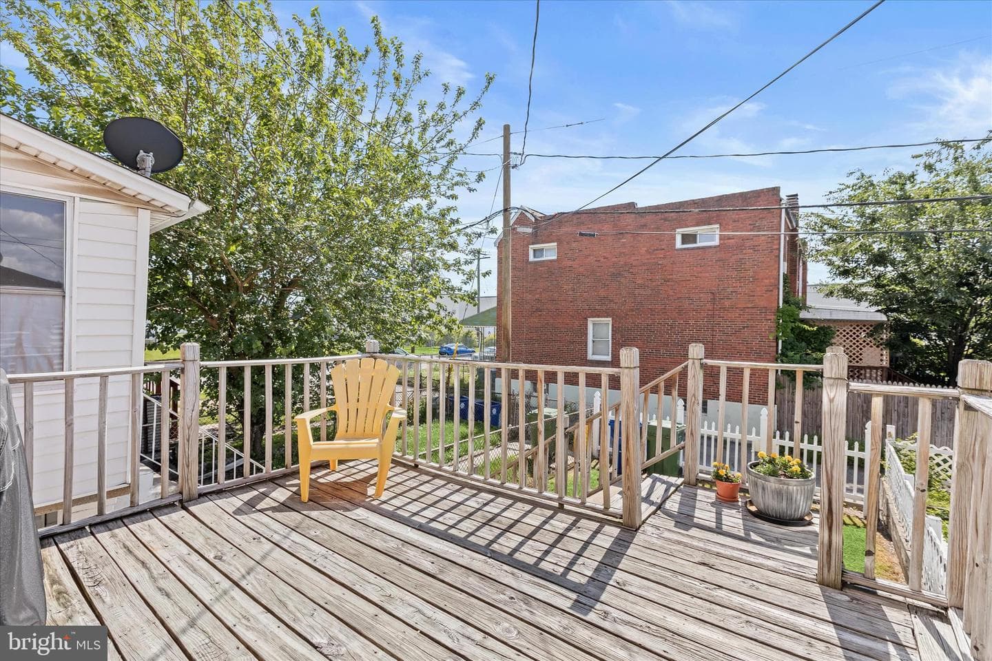 1004 Iris Avenue photo 12