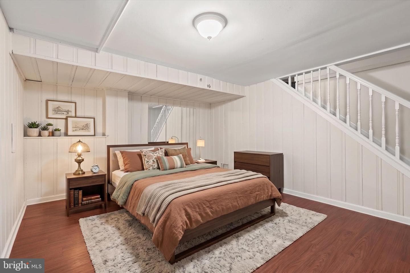 1004 Iris Avenue photo 28