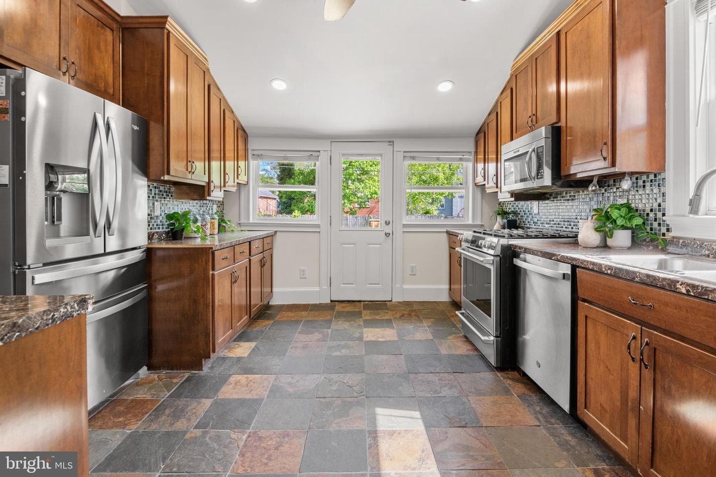3305 Devonshire Drive photo 7