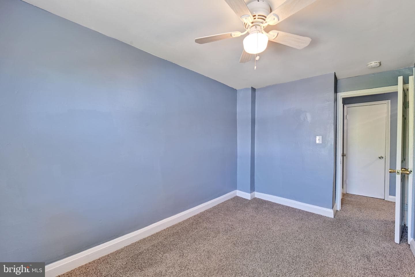 3238 Westmont Avenue photo 10