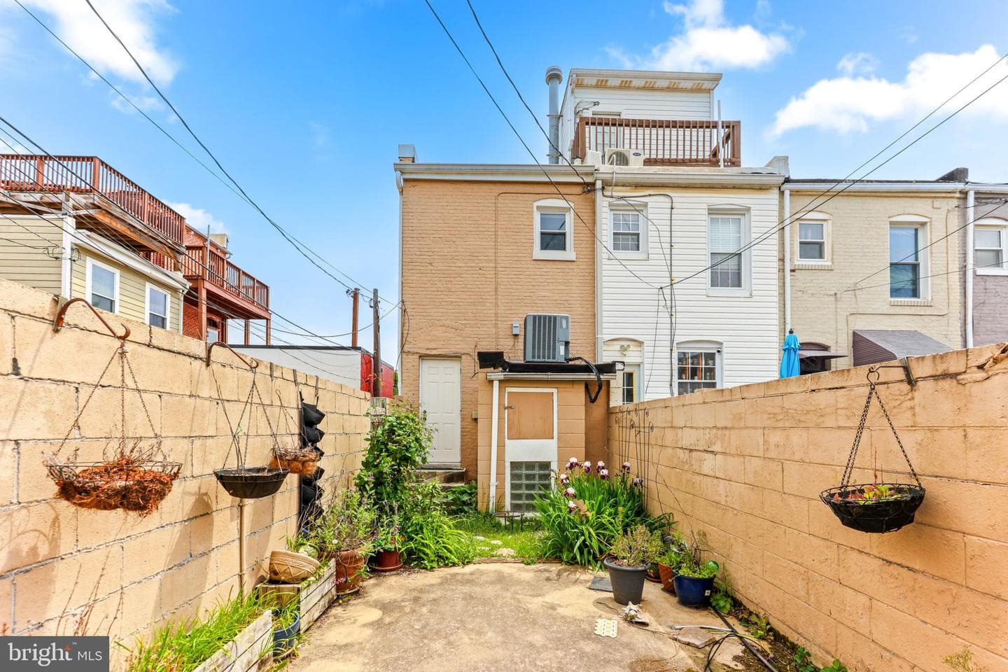 500 S Luzerne Avenue photo 37