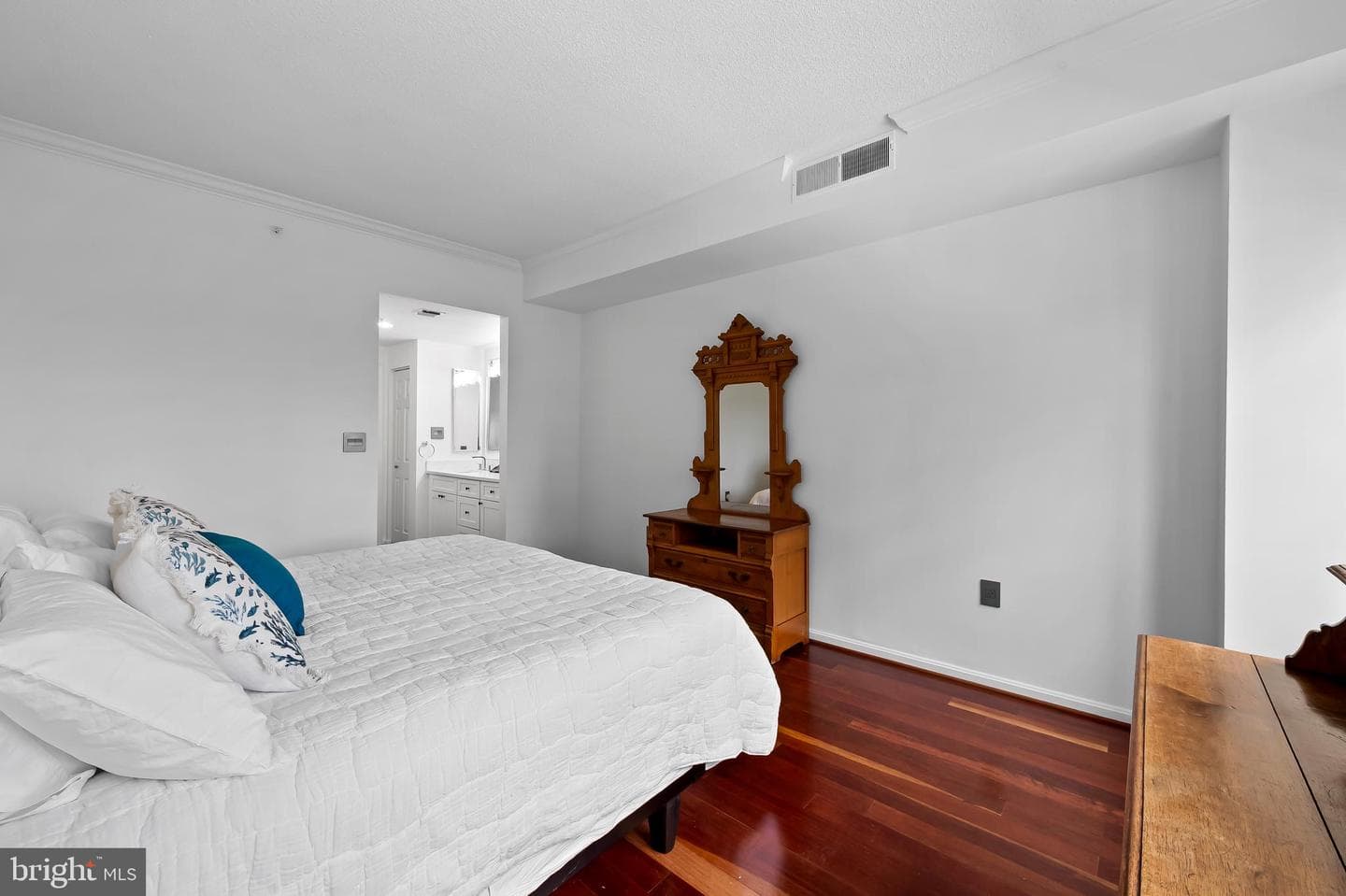 3801 Canterbury Road #506 photo 34