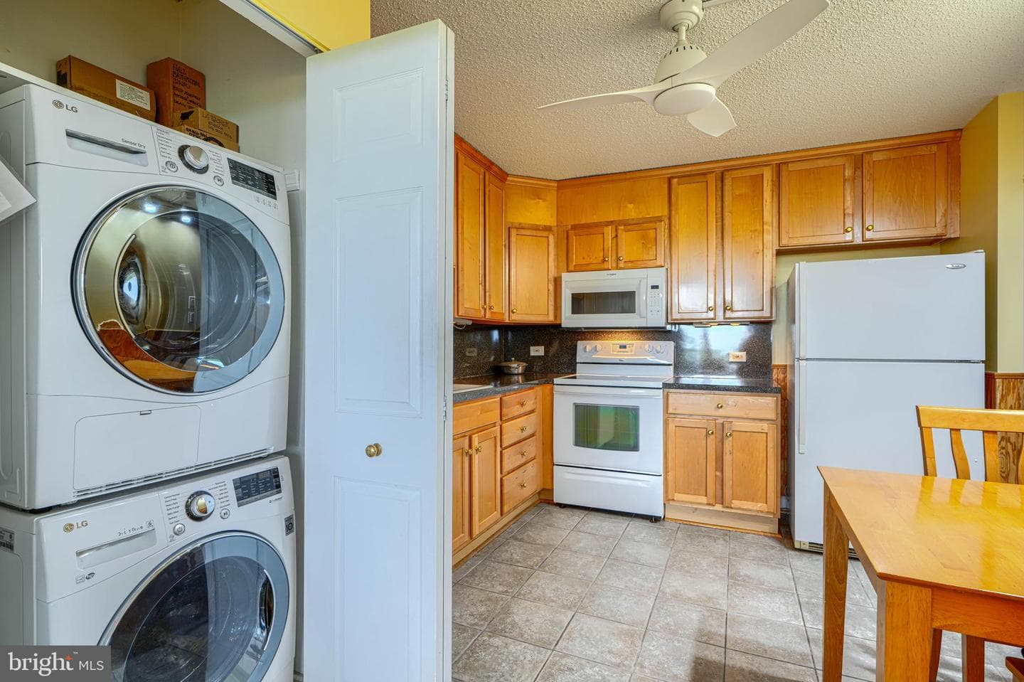 4100 Charles Street N #1010 photo 34