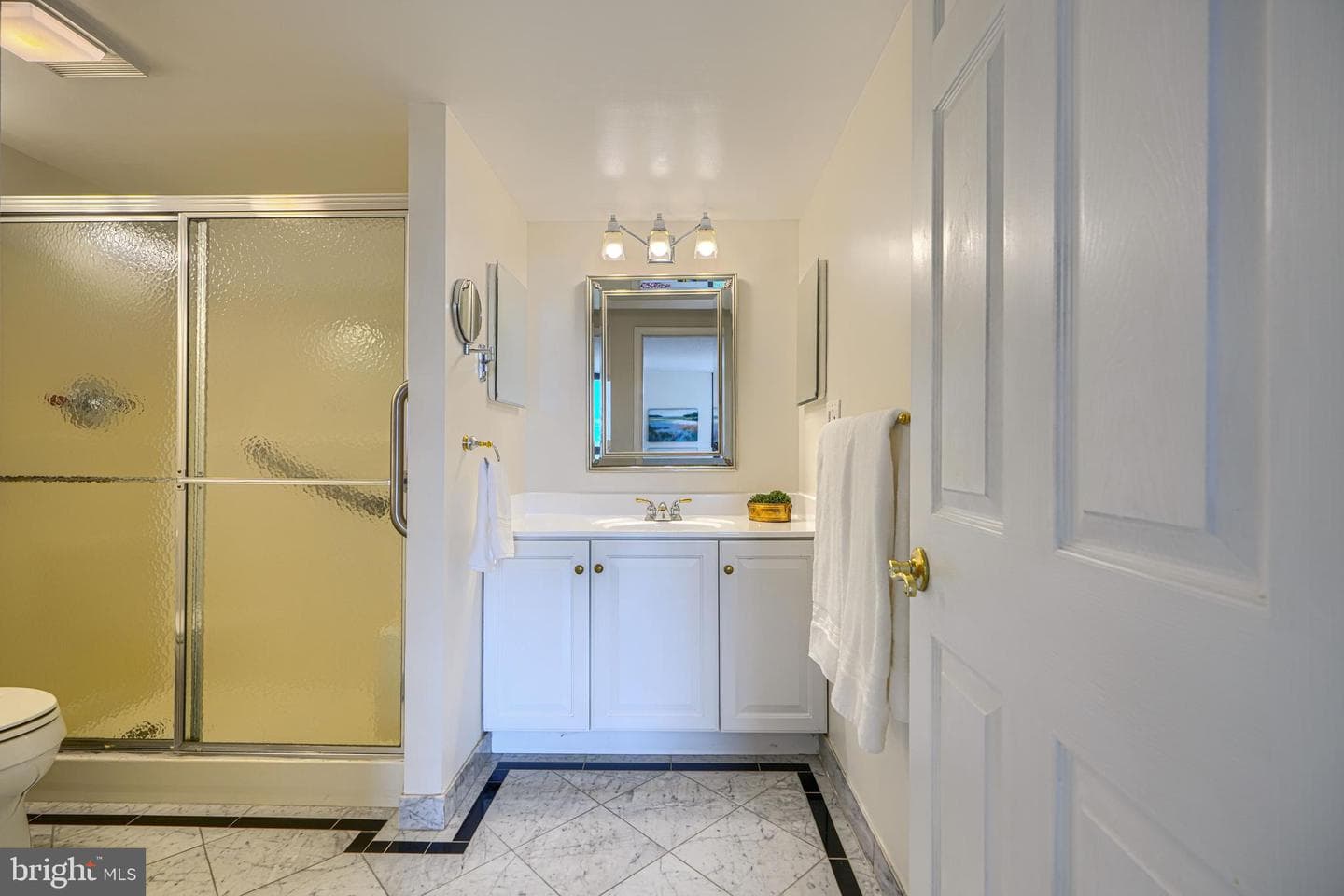 4100 Charles Street N #1010 photo 8