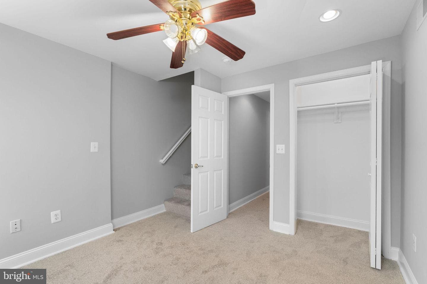 1109 S Baylis Street S photo 22
