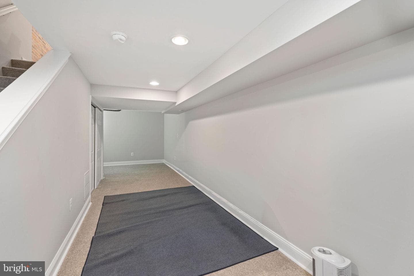 1109 S Baylis Street S photo 30