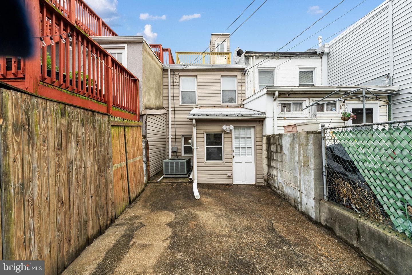 1109 S Baylis Street S photo 39