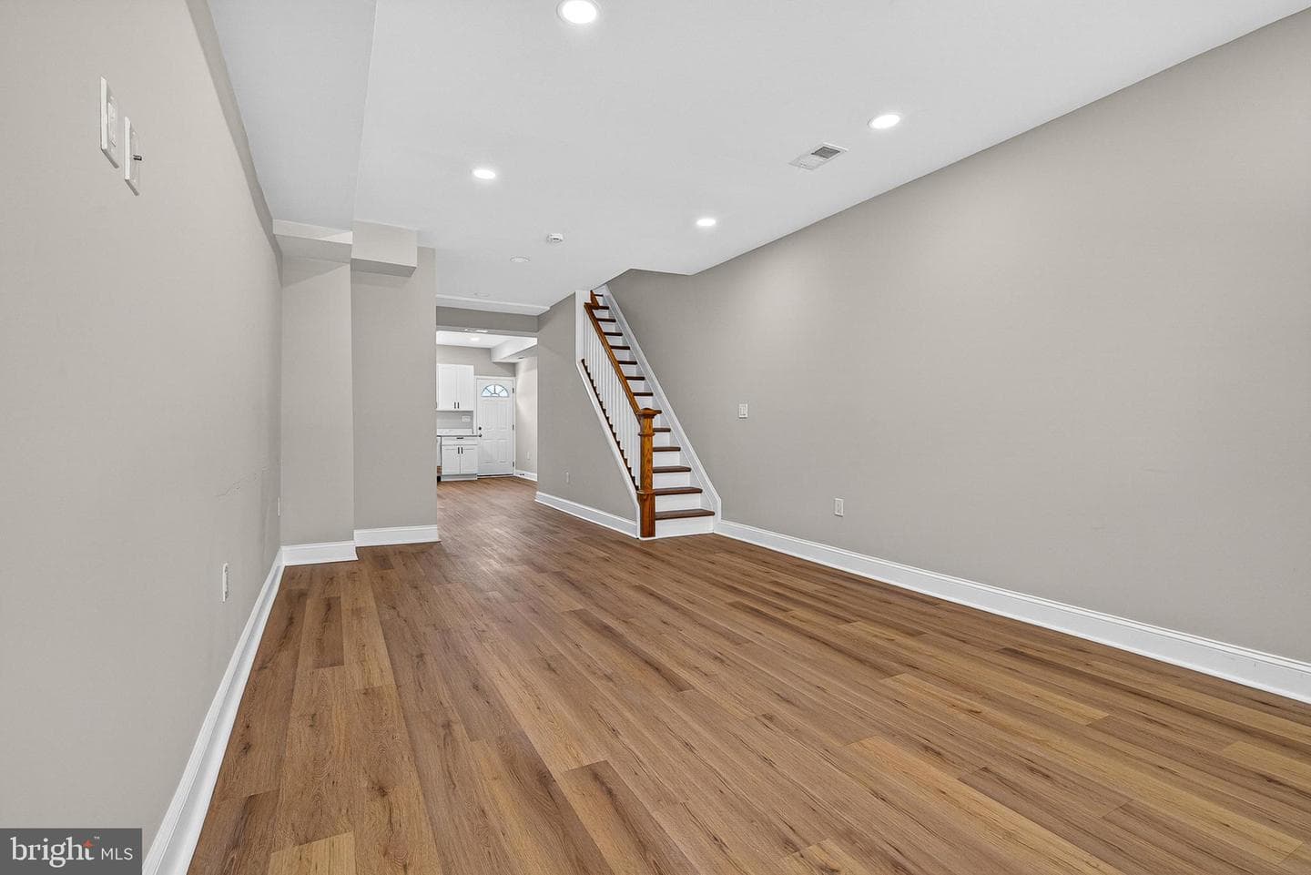 1225 Cleveland Street photo 8