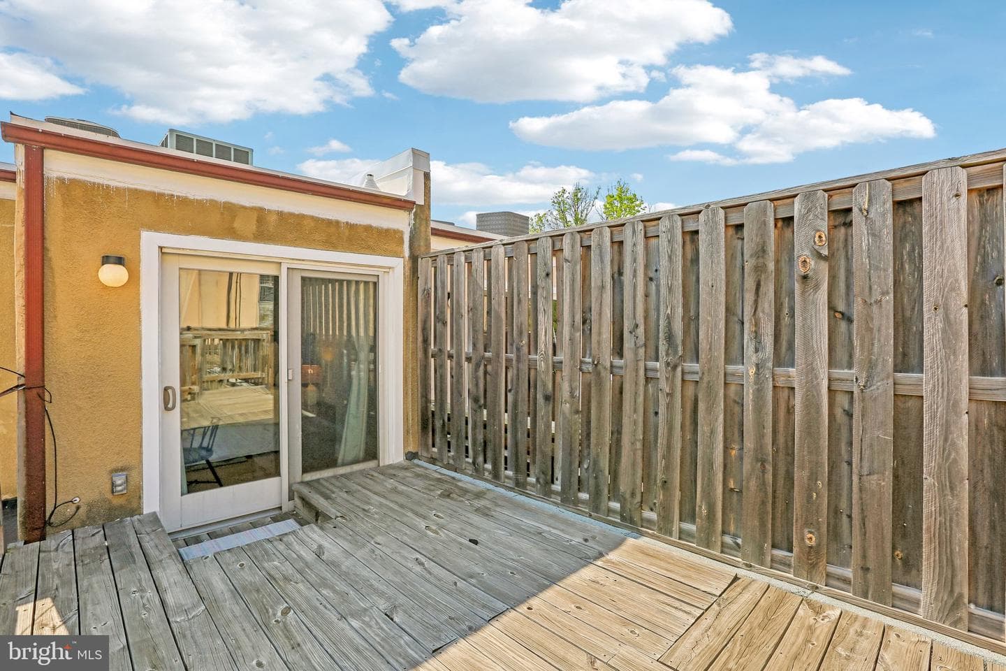 32 W Montgomery Street #f photo 16