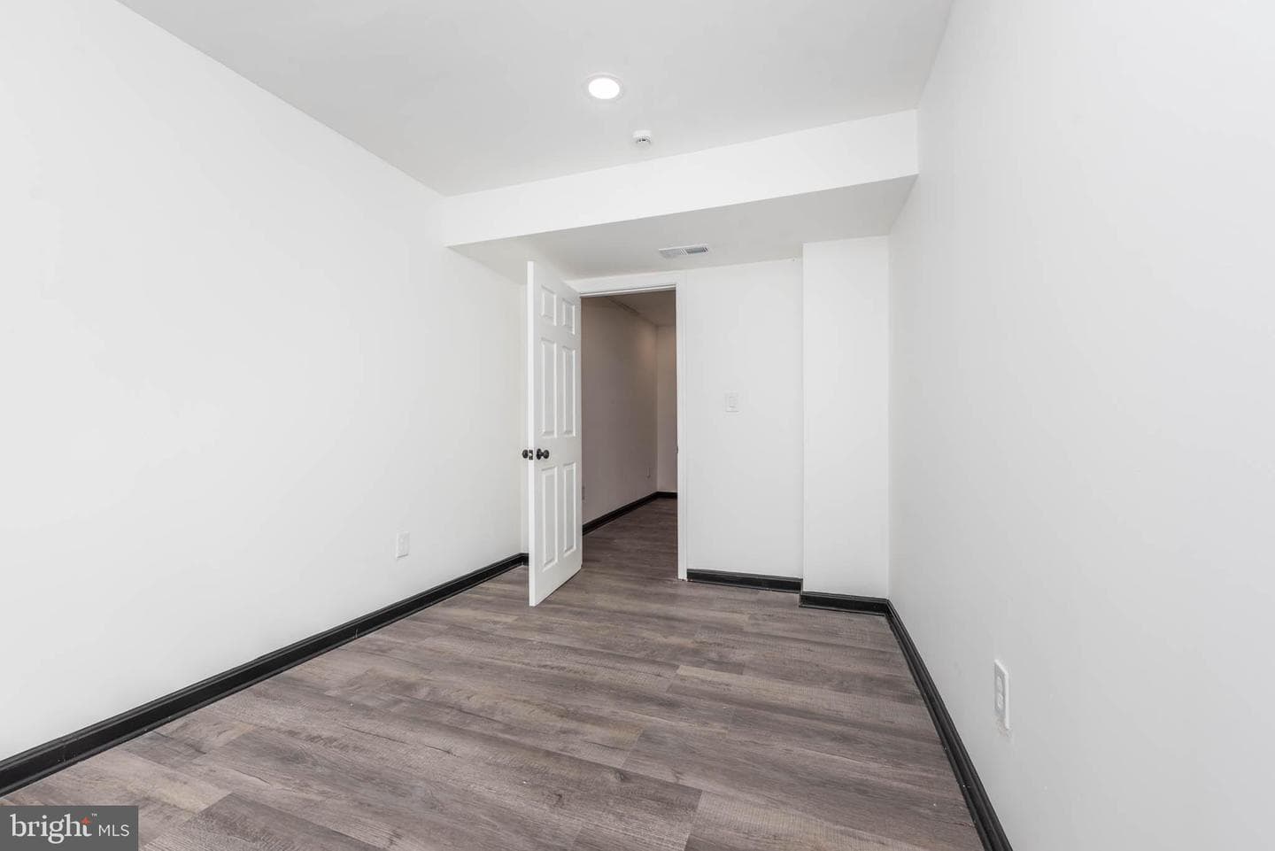 2727 Ellicott Drive photo 21