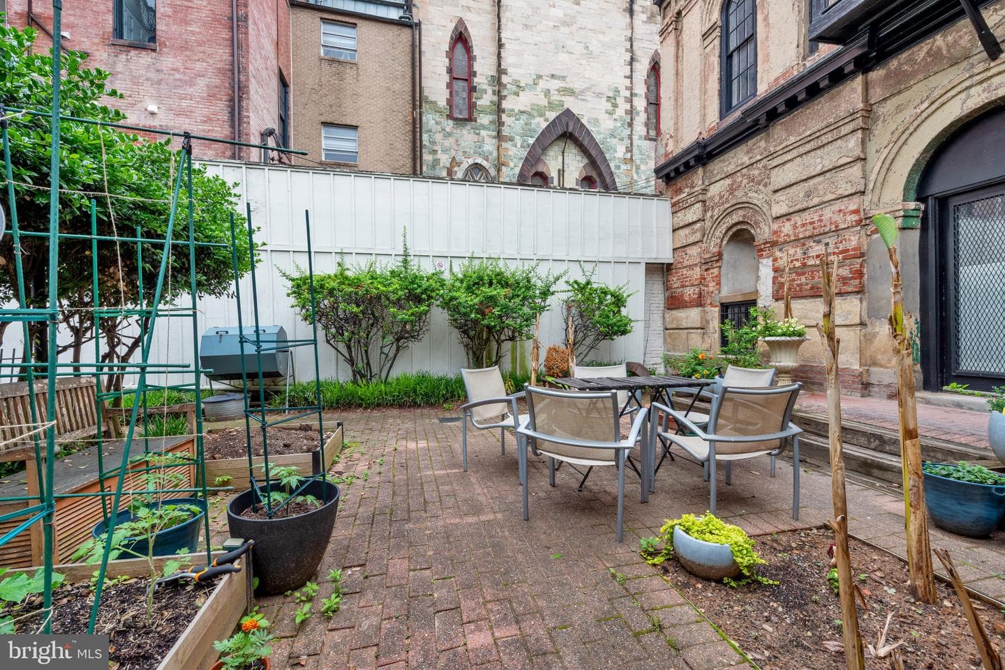 12 E Mount Vernon Place #102 photo 29