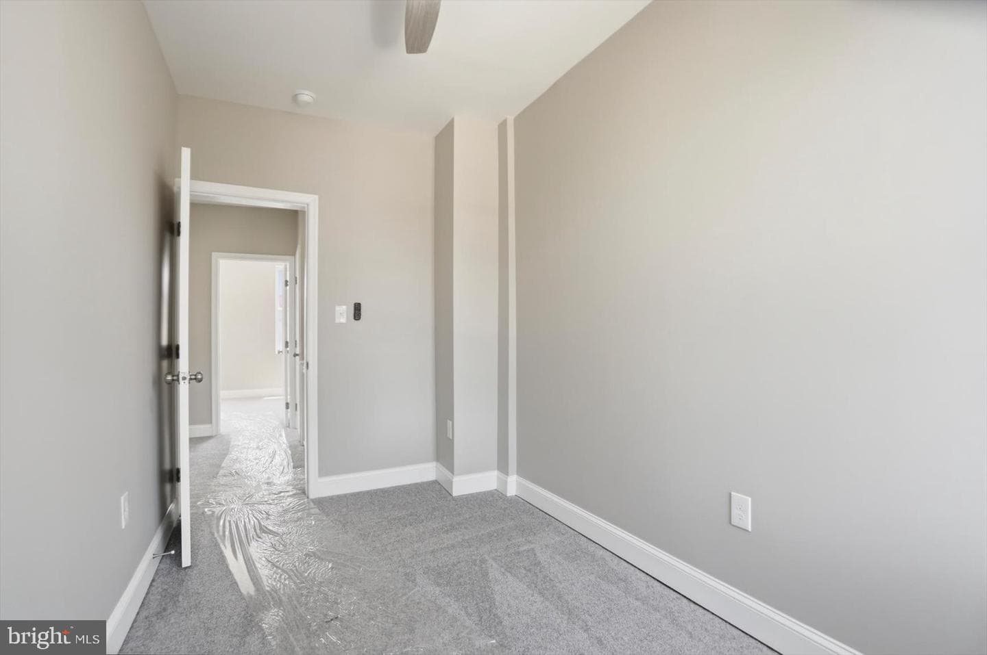 766 N Grantley Street photo 30