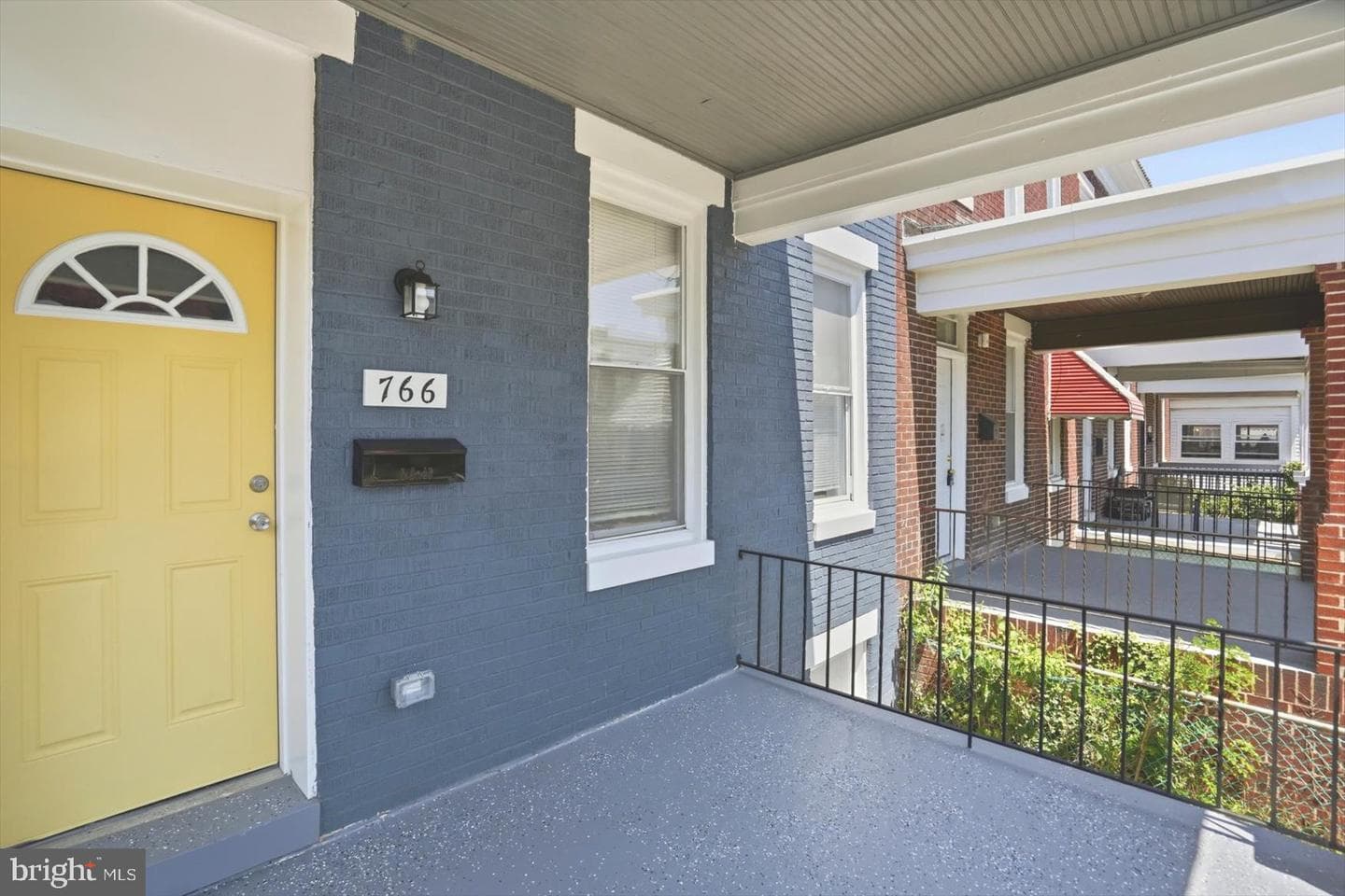 766 N Grantley Street photo 34