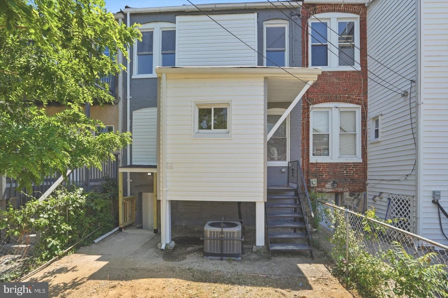 766 N Grantley Street photo 36