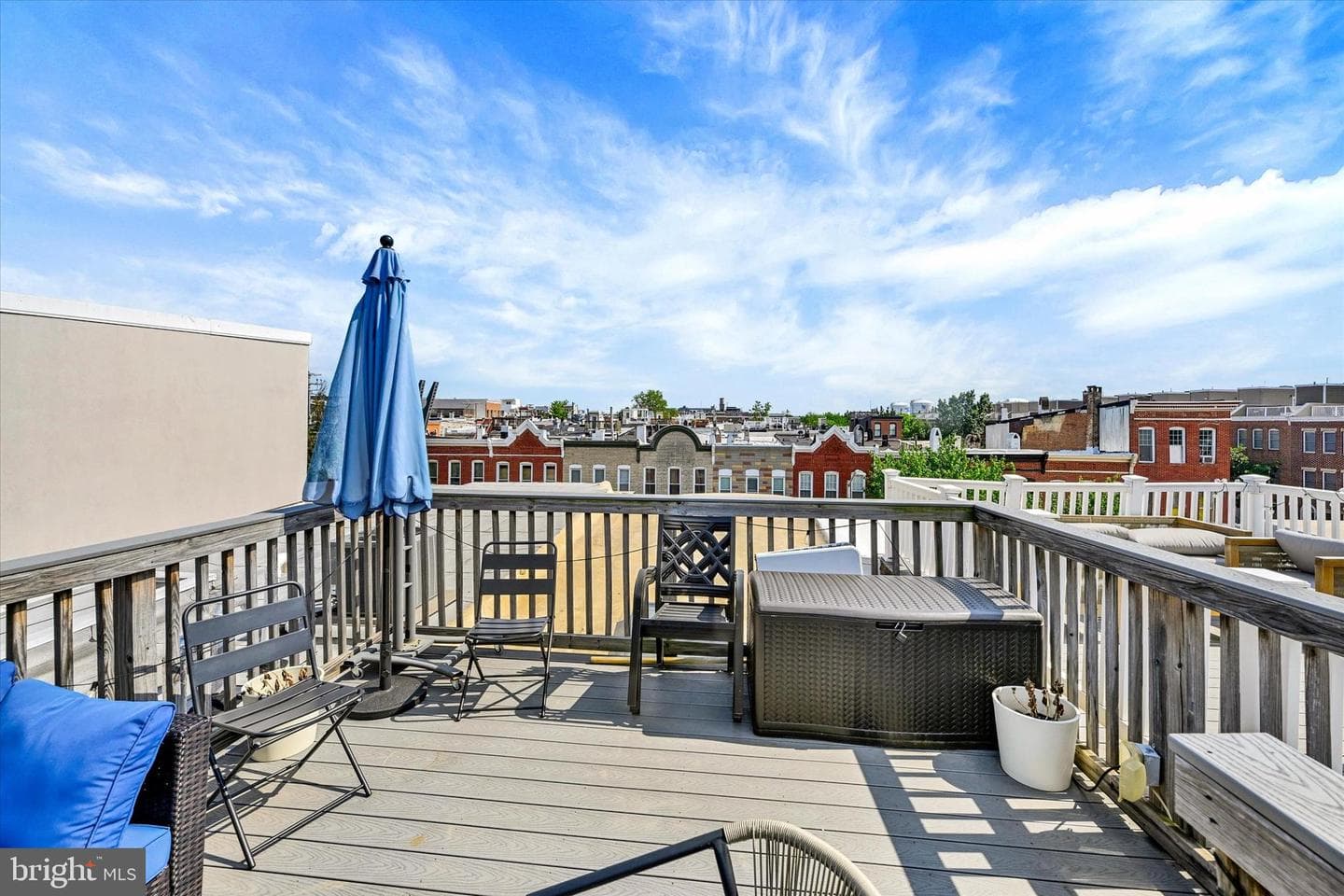 128 W Ostend Street photo 26