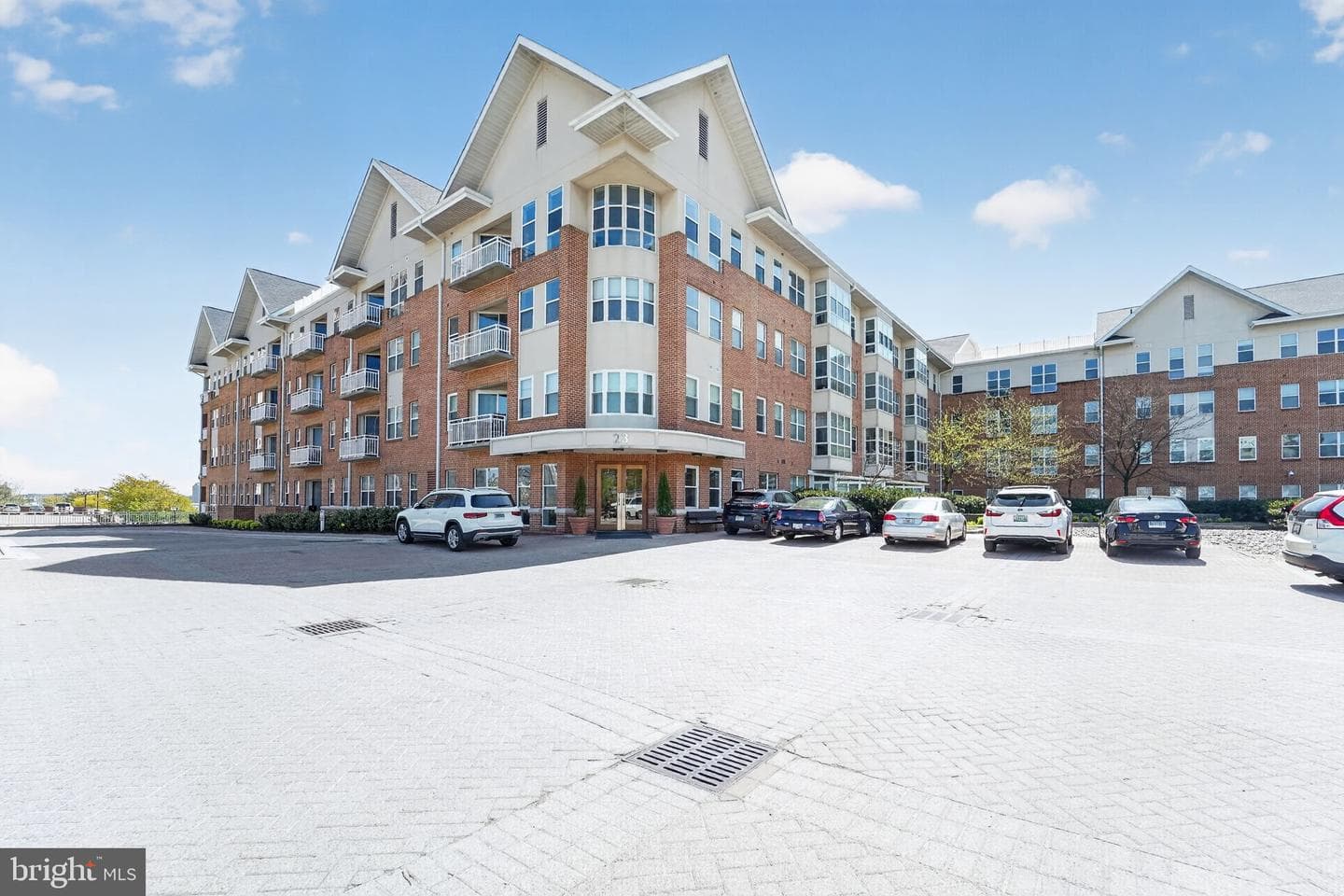 23 Pierside Drive #215, Baltimore