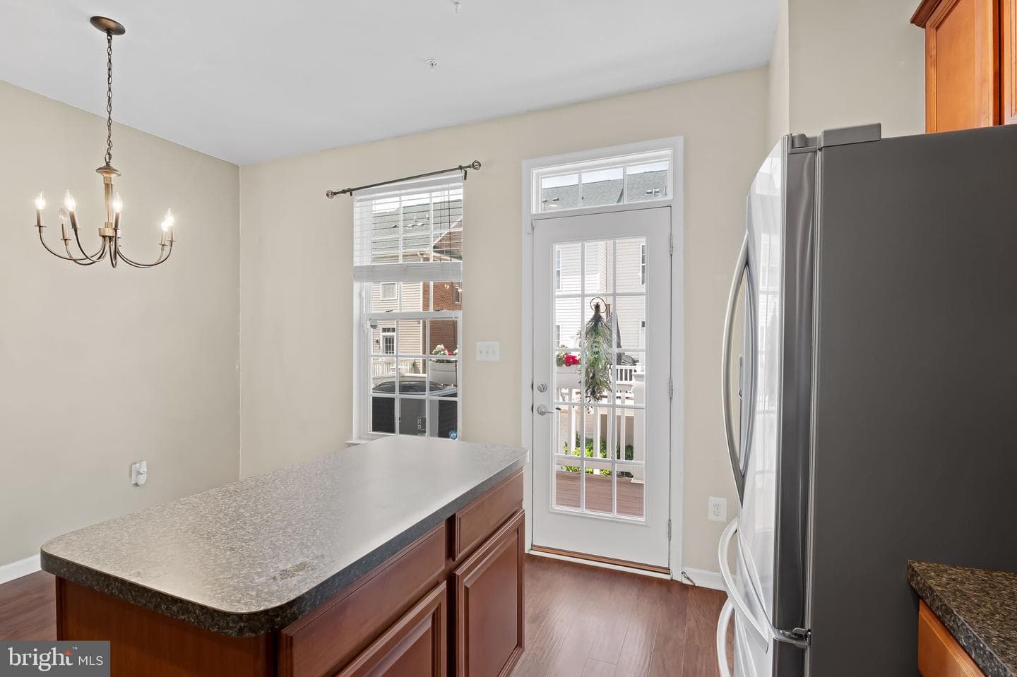 722 S Macon Street photo 17