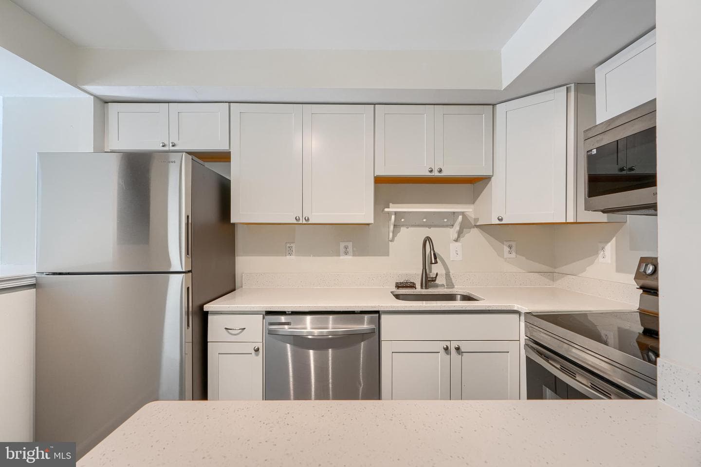 318 Otterbein Street photo 7