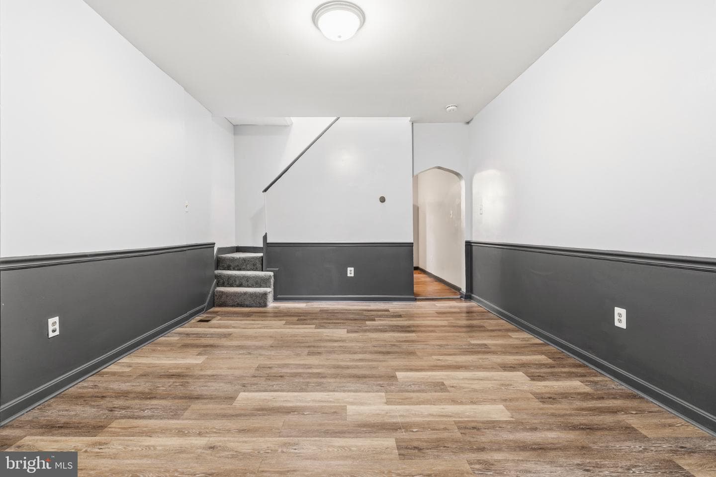 2732 Baker Street photo 6