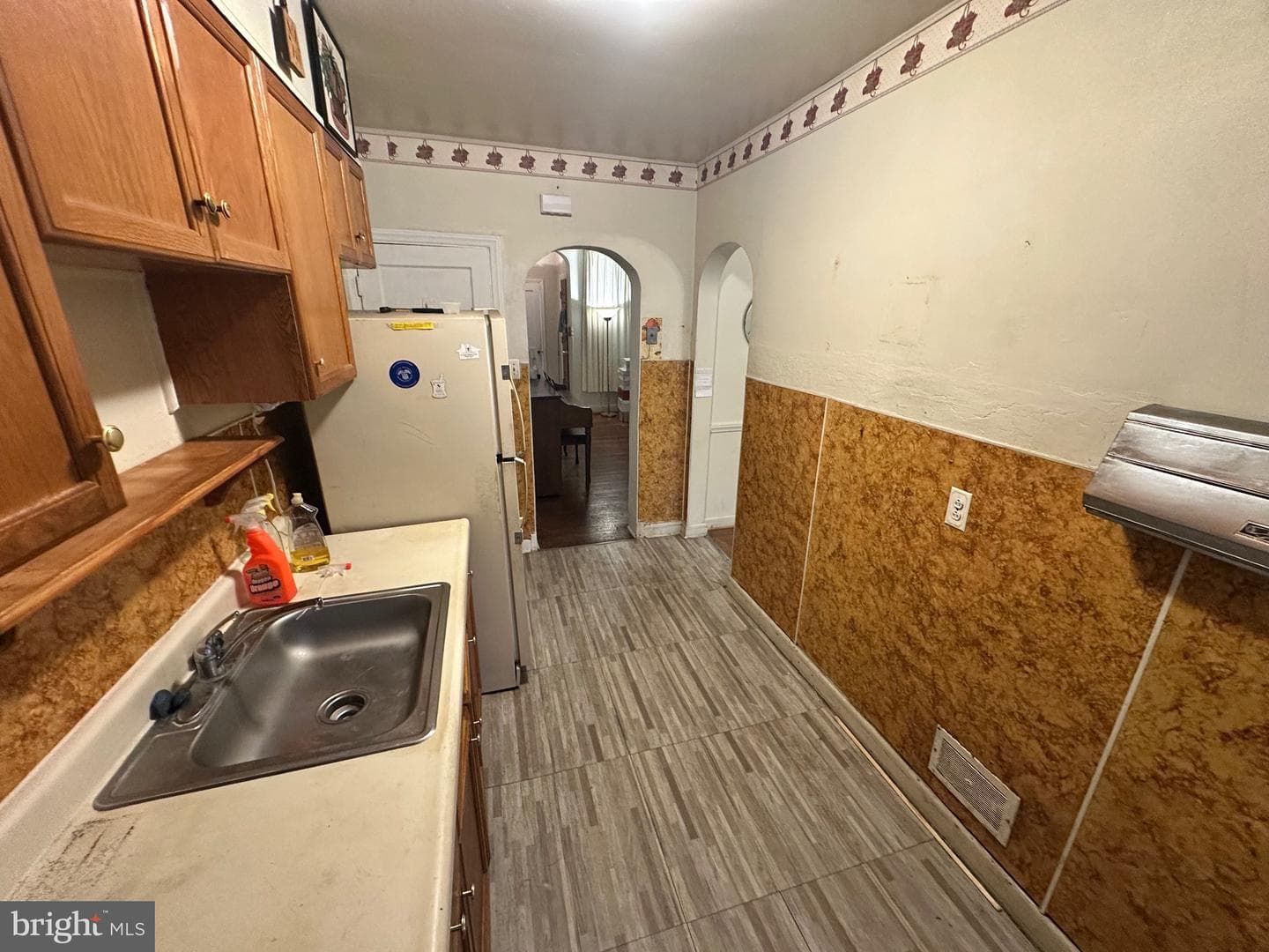 4020 Mortimer Avenue photo 17