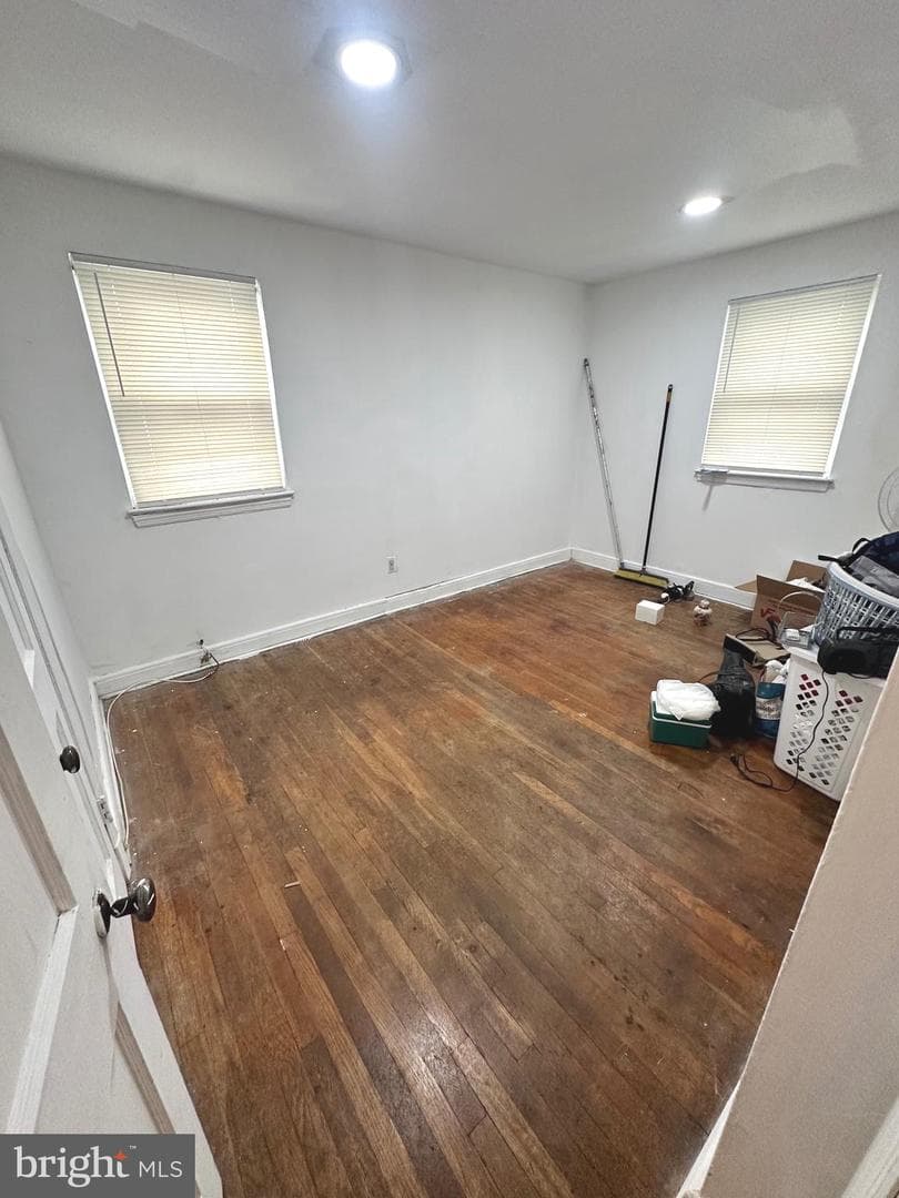 4020 Mortimer Avenue photo 23
