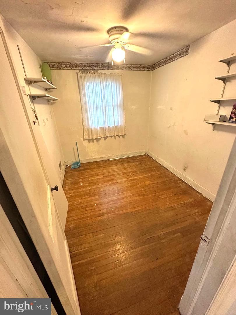 4020 Mortimer Avenue photo 24