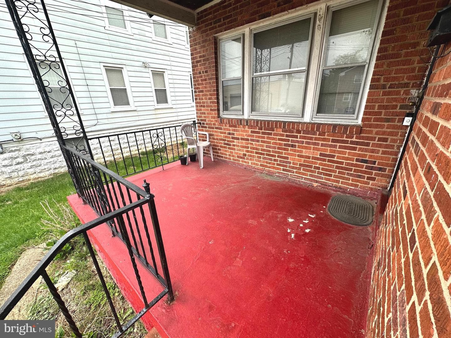 4020 Mortimer Ave photo 5