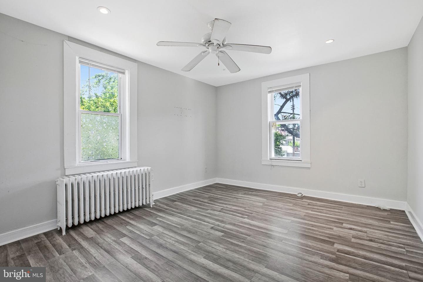3541 5th Street photo 15