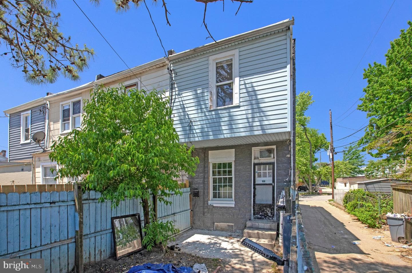3541 5th Street photo 27