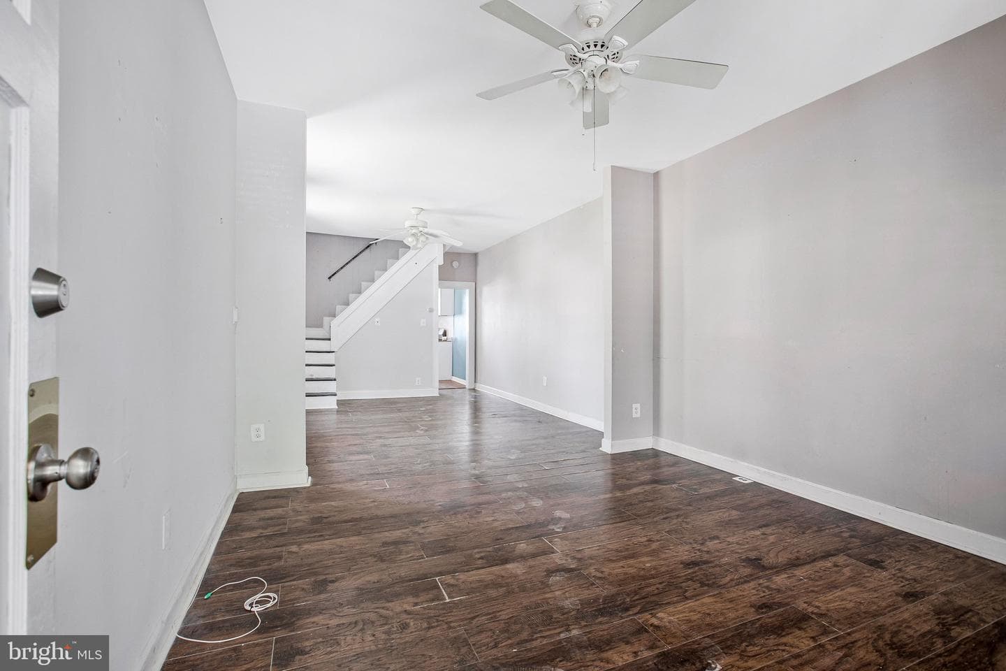 3541 5th Street photo 4