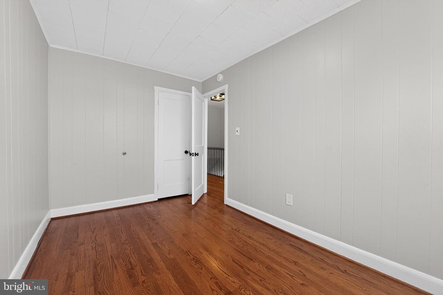 1018 W 43rd Street photo 23