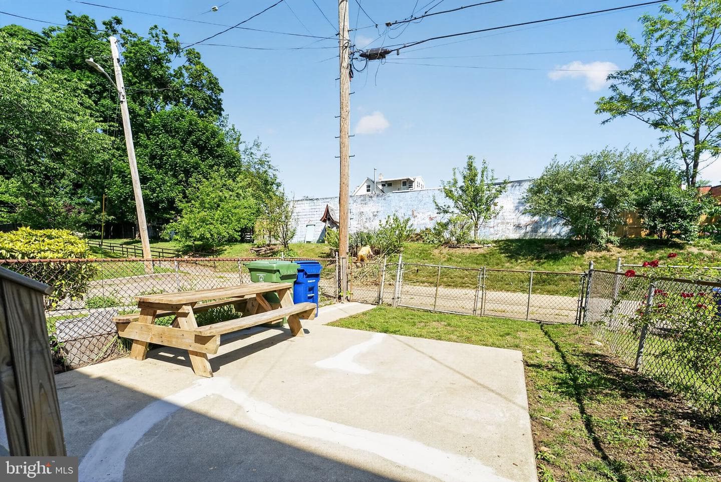 1018 W 43rd Street photo 30