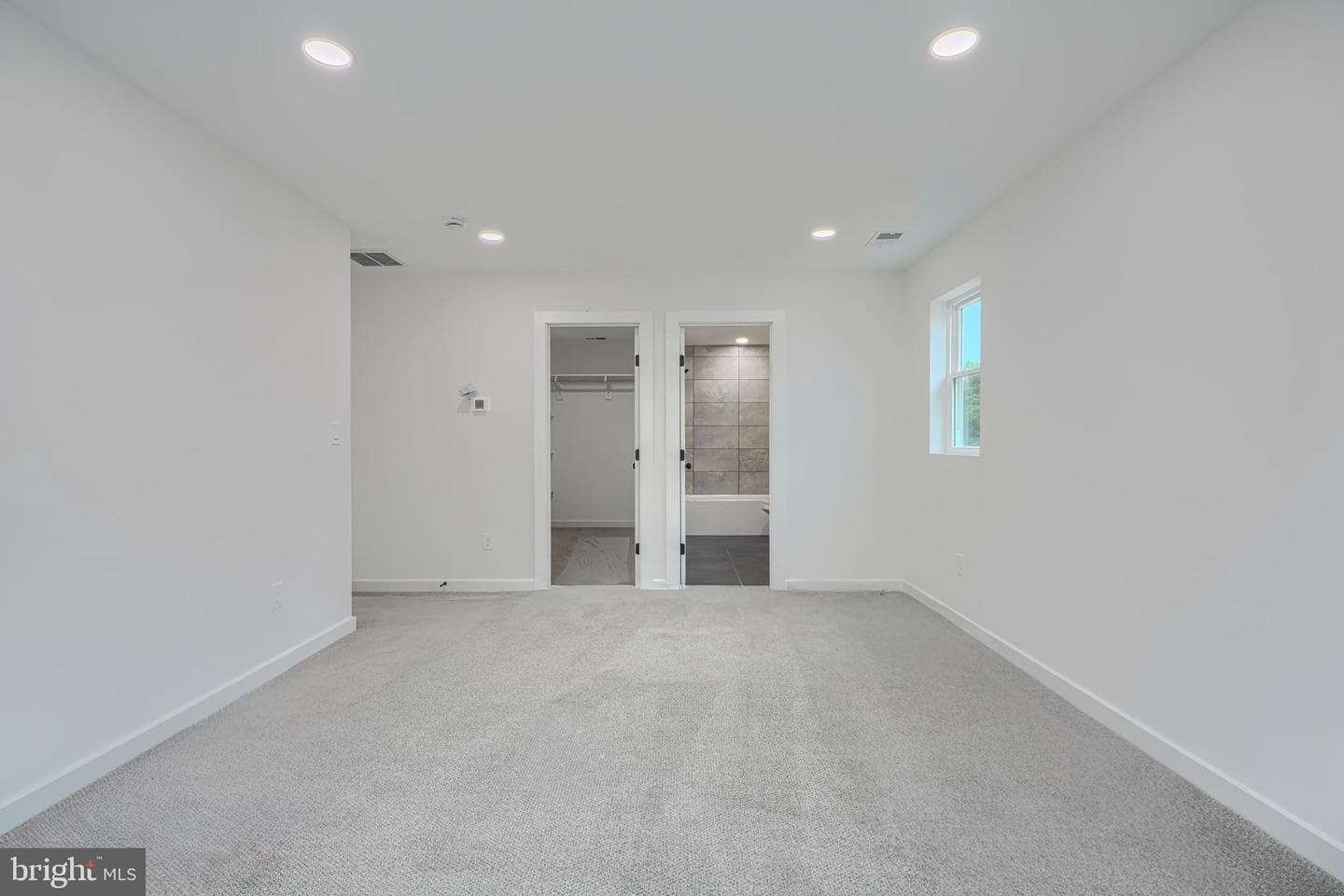 3410 Pinkney Road photo 19