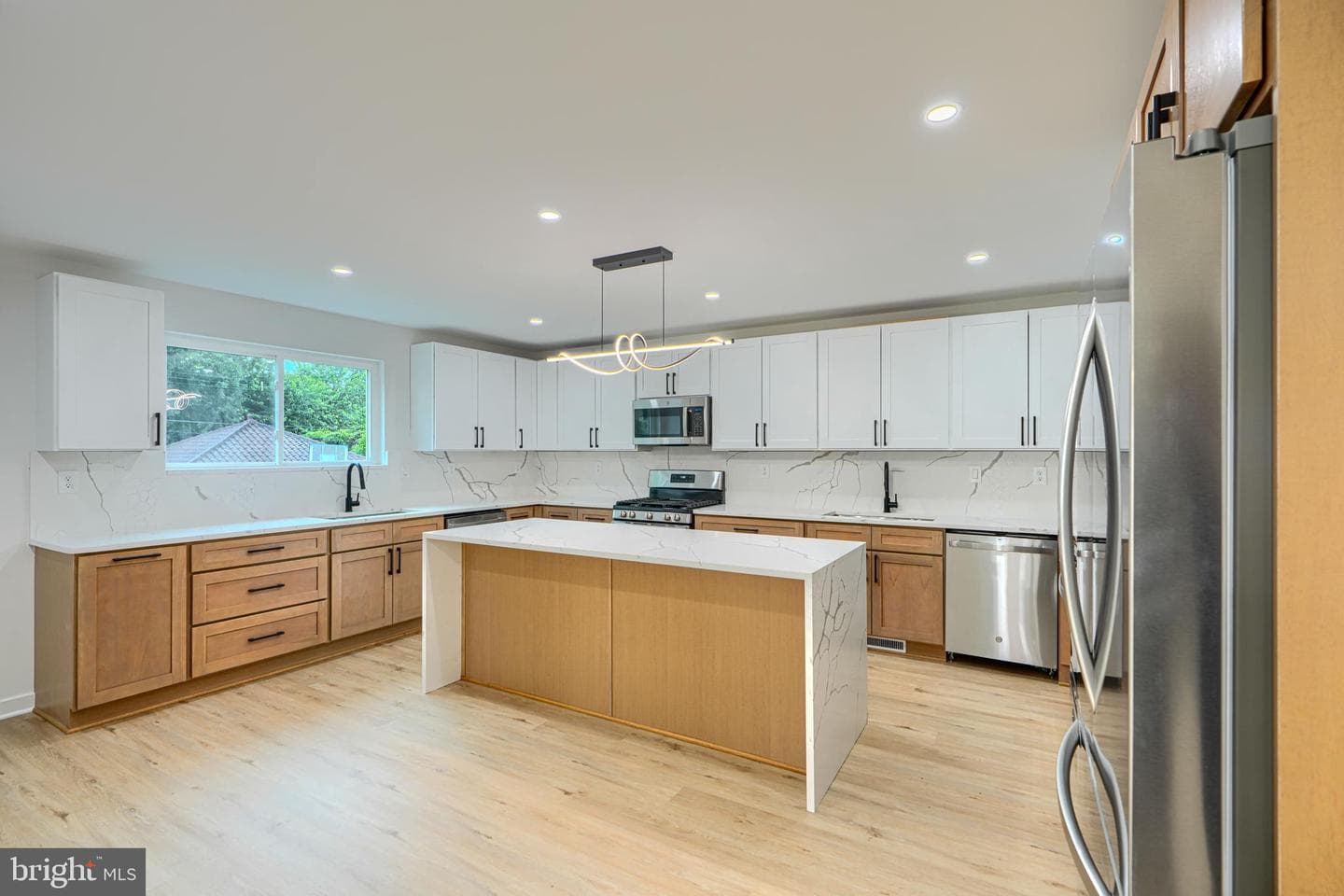 3410 Pinkney Road photo 3