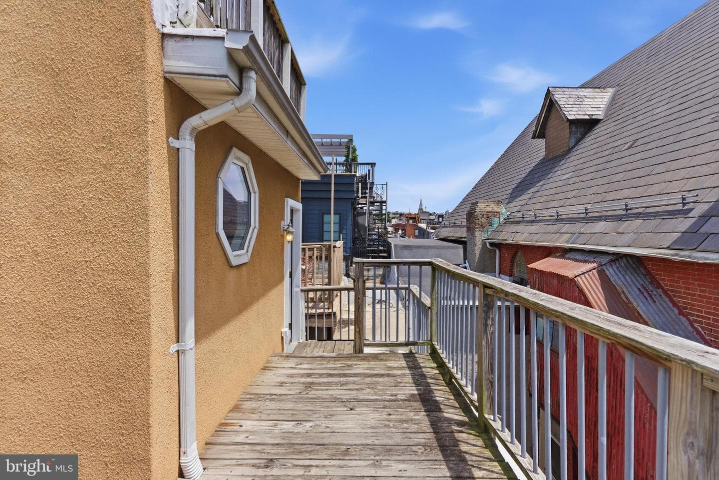 11 E Ostend Street photo 33