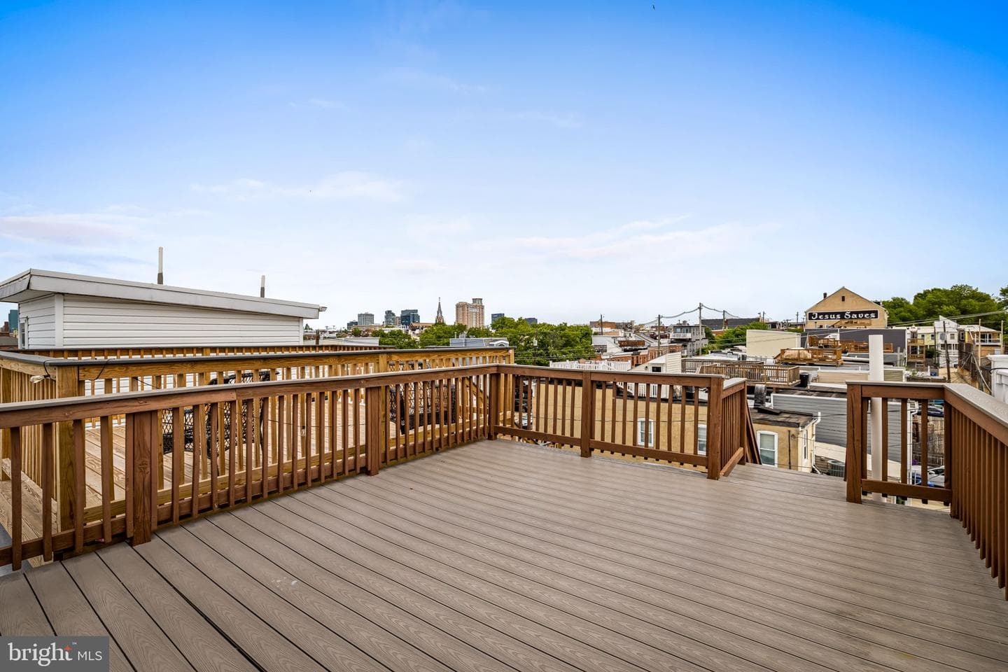 1607 Light Street photo 35