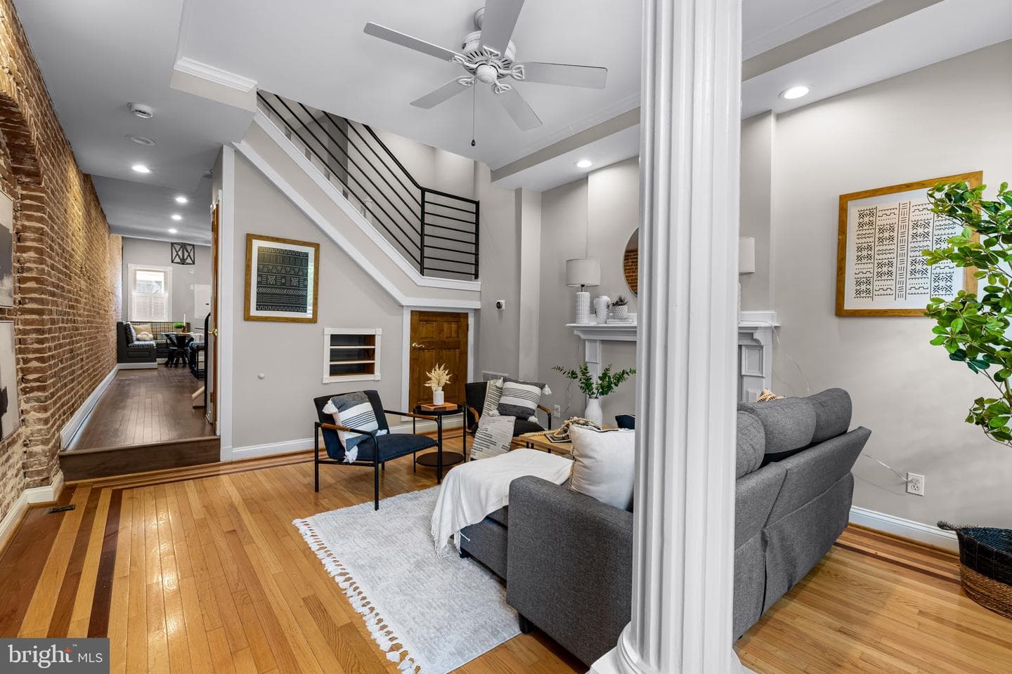 1607 Light Street photo 5