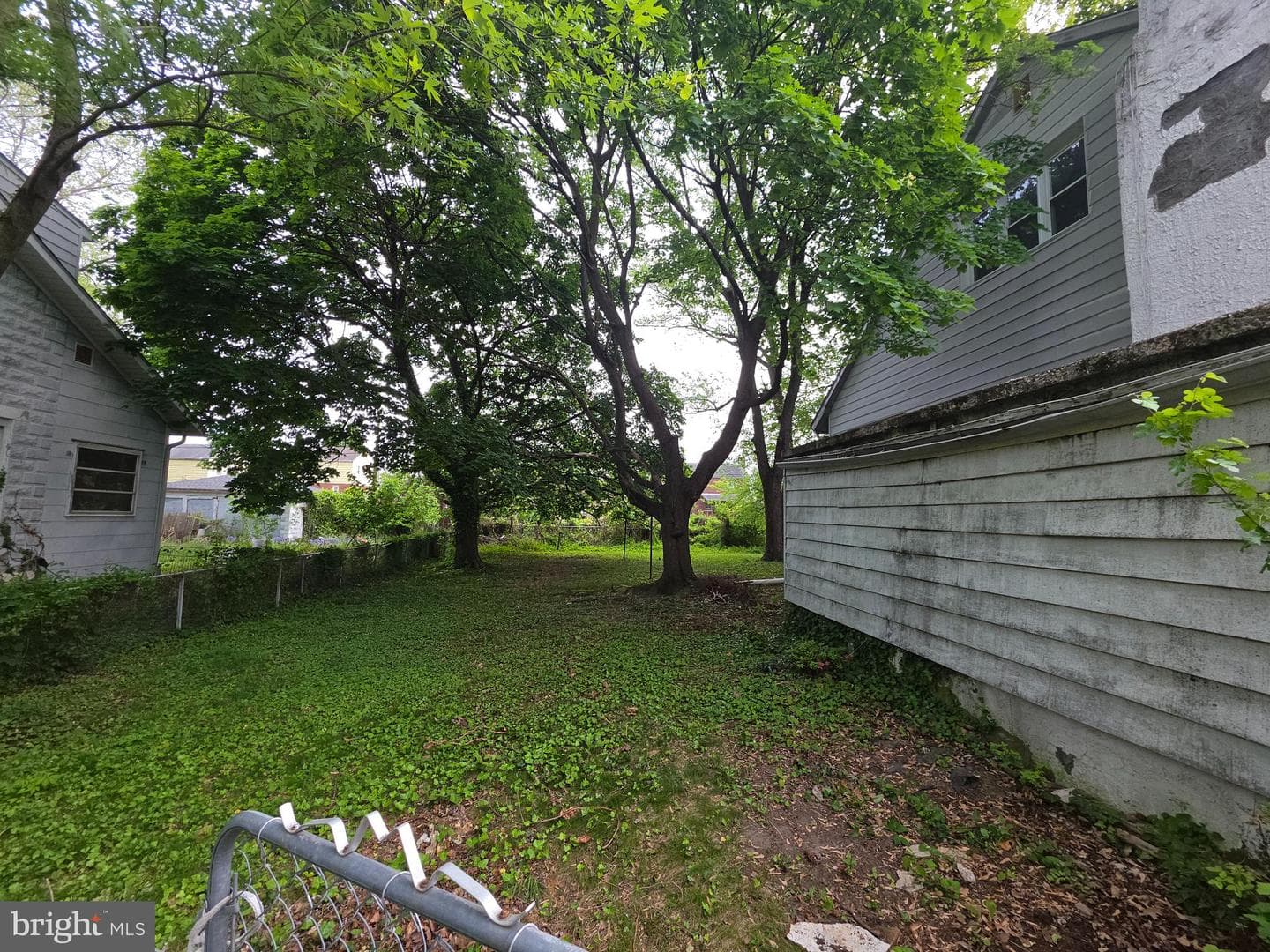 4405 Raspe Ave photo 3