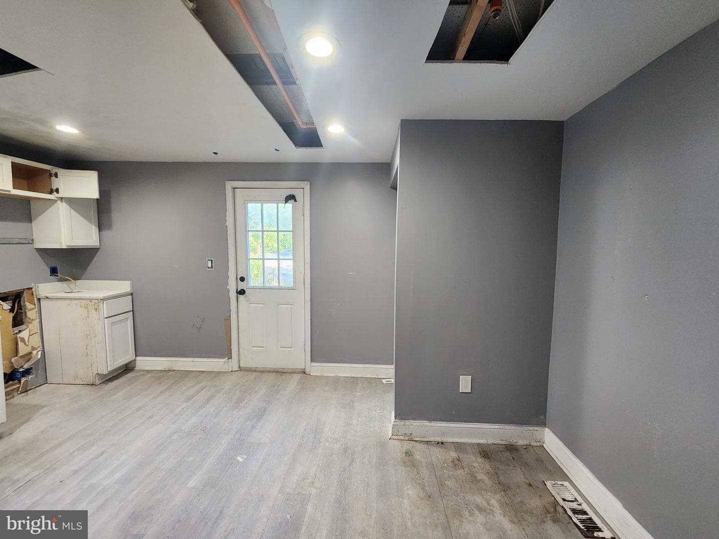3516 Hayward Avenue photo 9