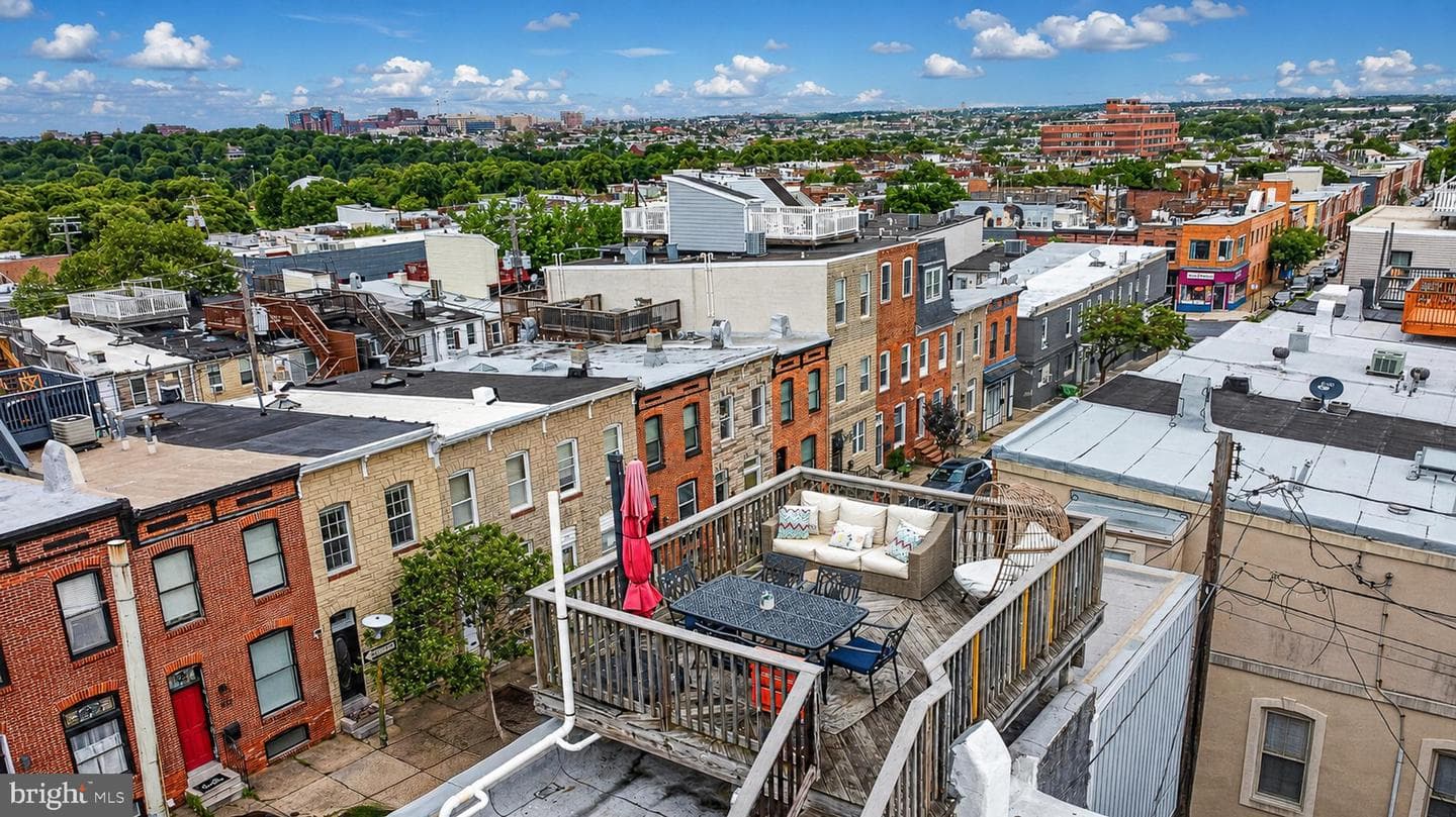 3200 Fleet Street photo 5